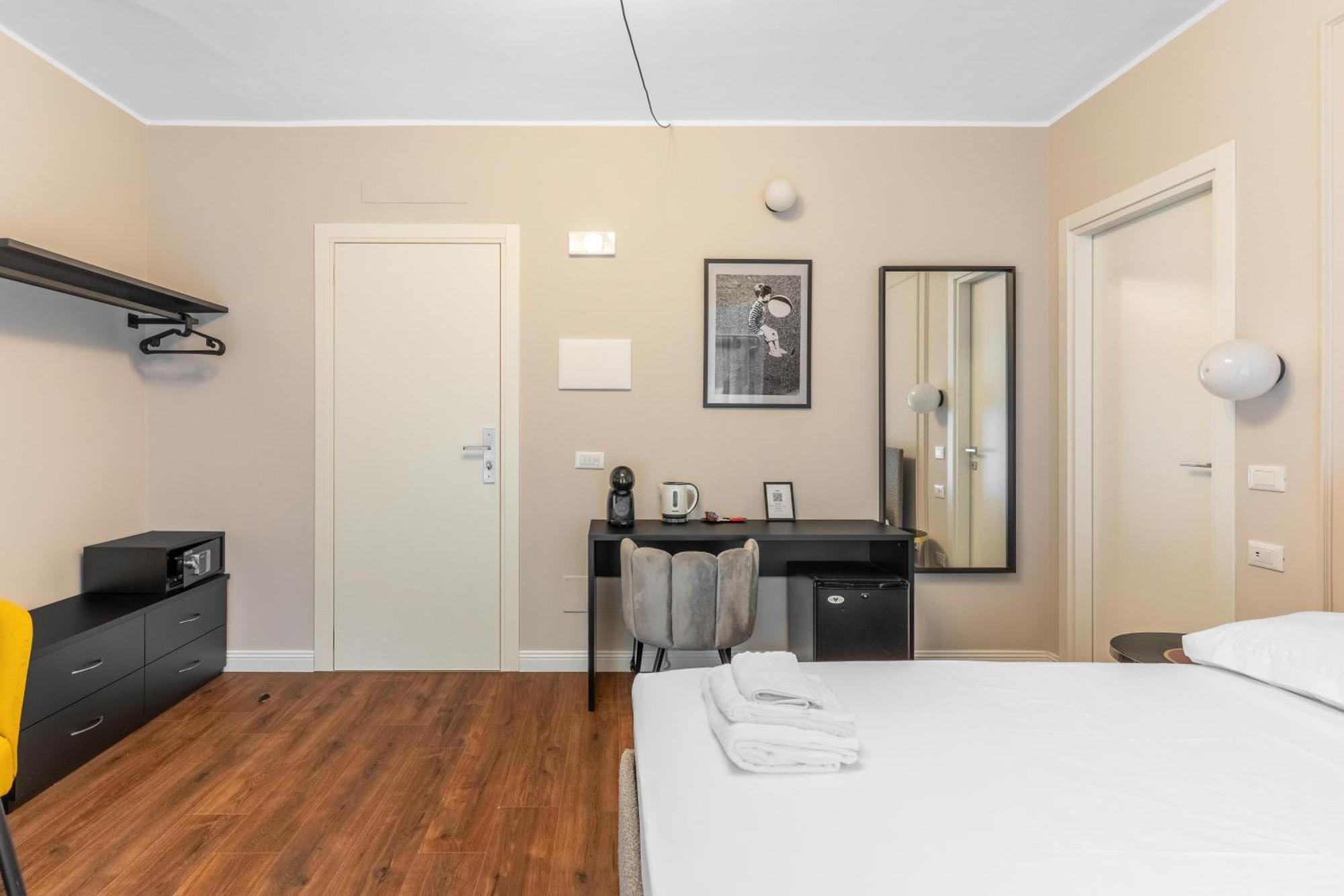 Torriani Suites Foresteria Lombarda Milan Exterior photo